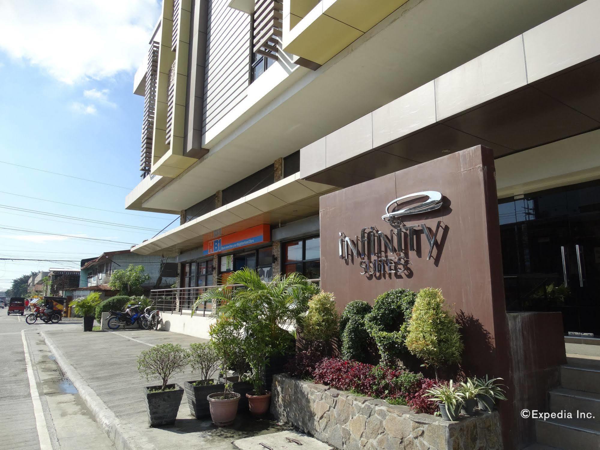 인피니티 스위트 호텔 Davao City 외부 사진