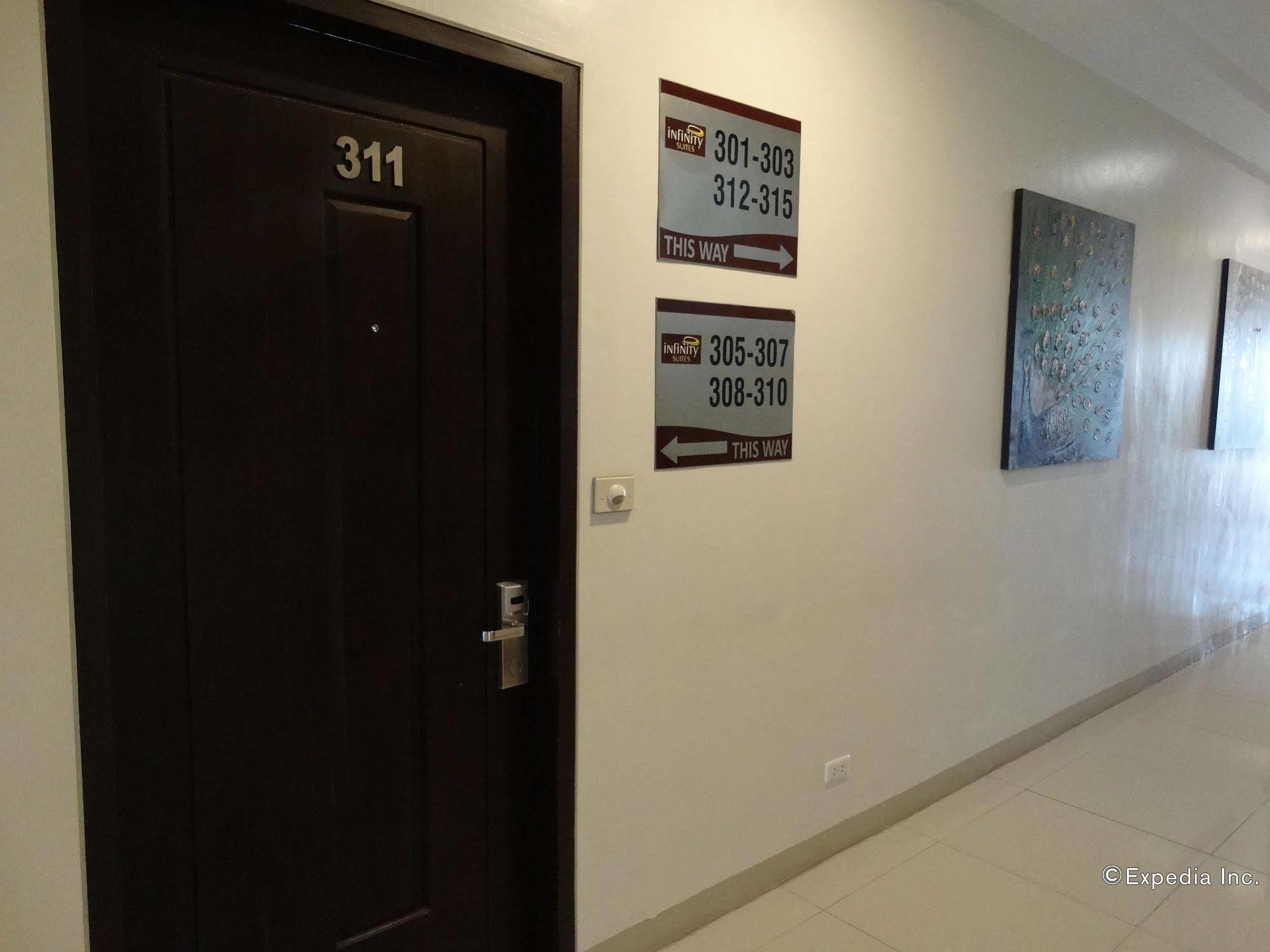 인피니티 스위트 호텔 Davao City 외부 사진